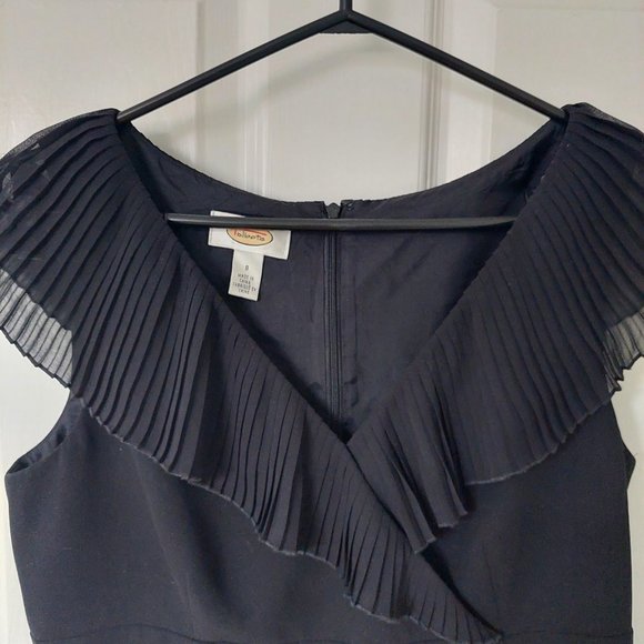 Talbots Black Sleeveless Ruffled Neckline Knee Length Size 8 - Picture 2 of 7